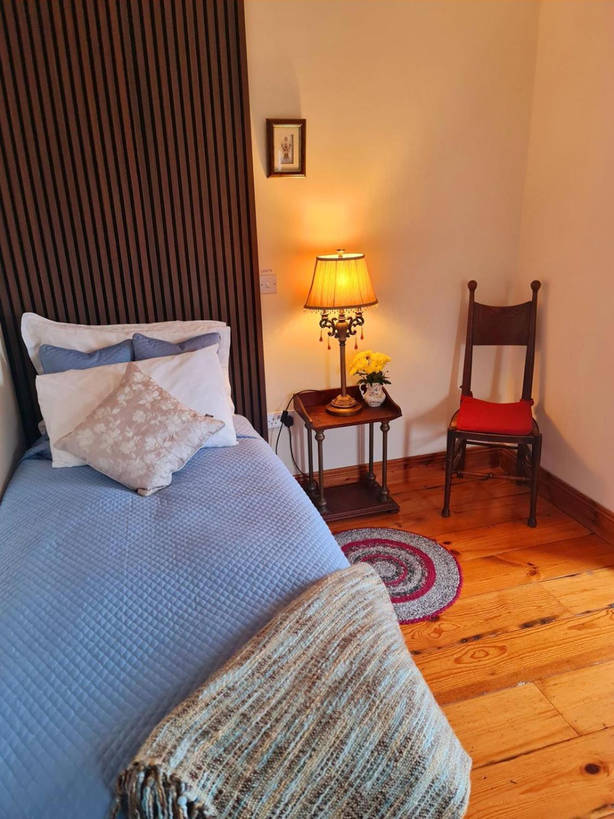 The Garden Gates Guest Accommodation Castlebar Dış mekan fotoğraf
